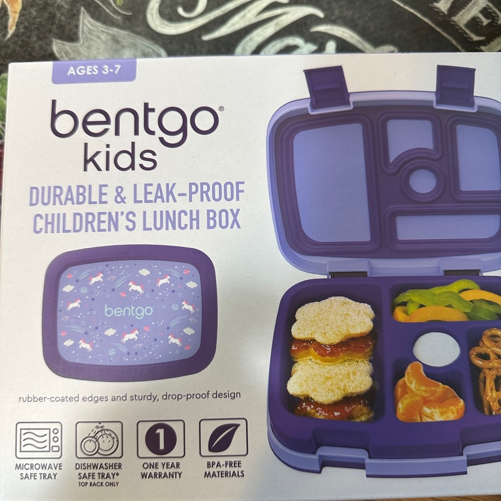 Bentgo lunch box leakproof n durable